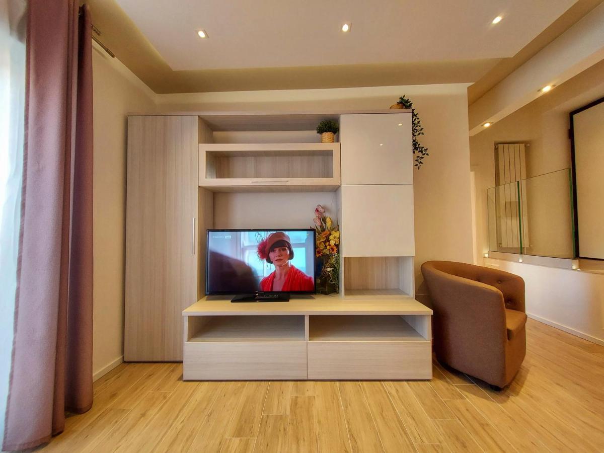 カステル・ディ・サングロLa Ginestra C&B Houseアパートメント エクステリア 写真