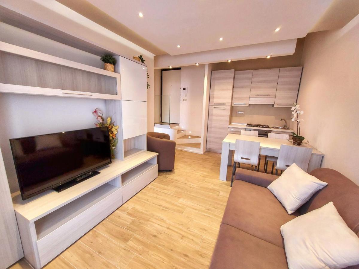 カステル・ディ・サングロLa Ginestra C&B Houseアパートメント エクステリア 写真