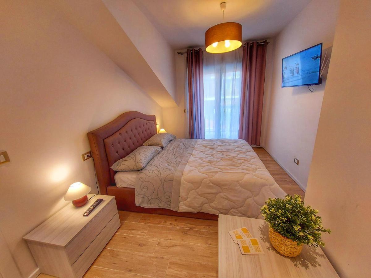 カステル・ディ・サングロLa Ginestra C&B Houseアパートメント エクステリア 写真